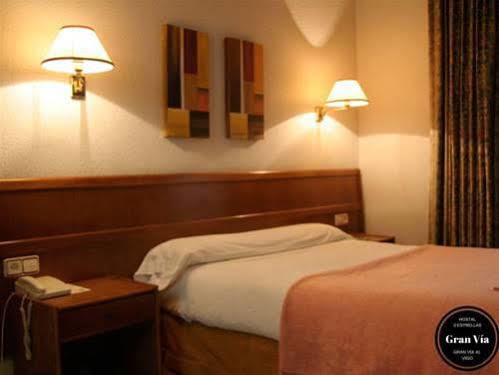 Hostal Gran Via Vigo Exterior photo