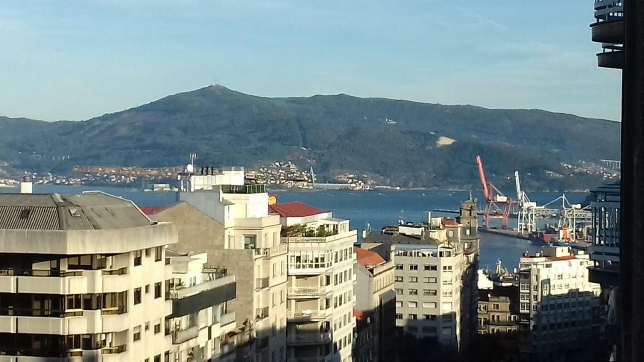 Hostal Gran Via Vigo Exterior photo